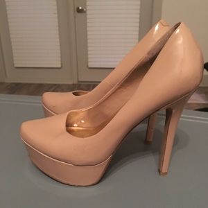 Jessica Simpson Nude Platform Heels